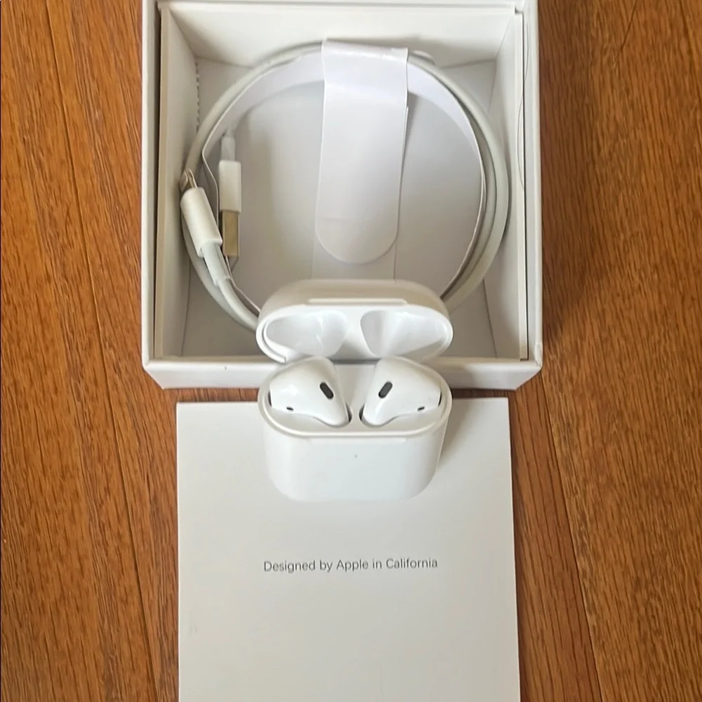 Apple AirPods brand new